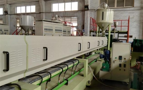 1673072579421975.jpg 珍珠棉生產(chǎn).jpg